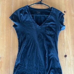Express Women's Black Short Sleeve V-Neck Tee